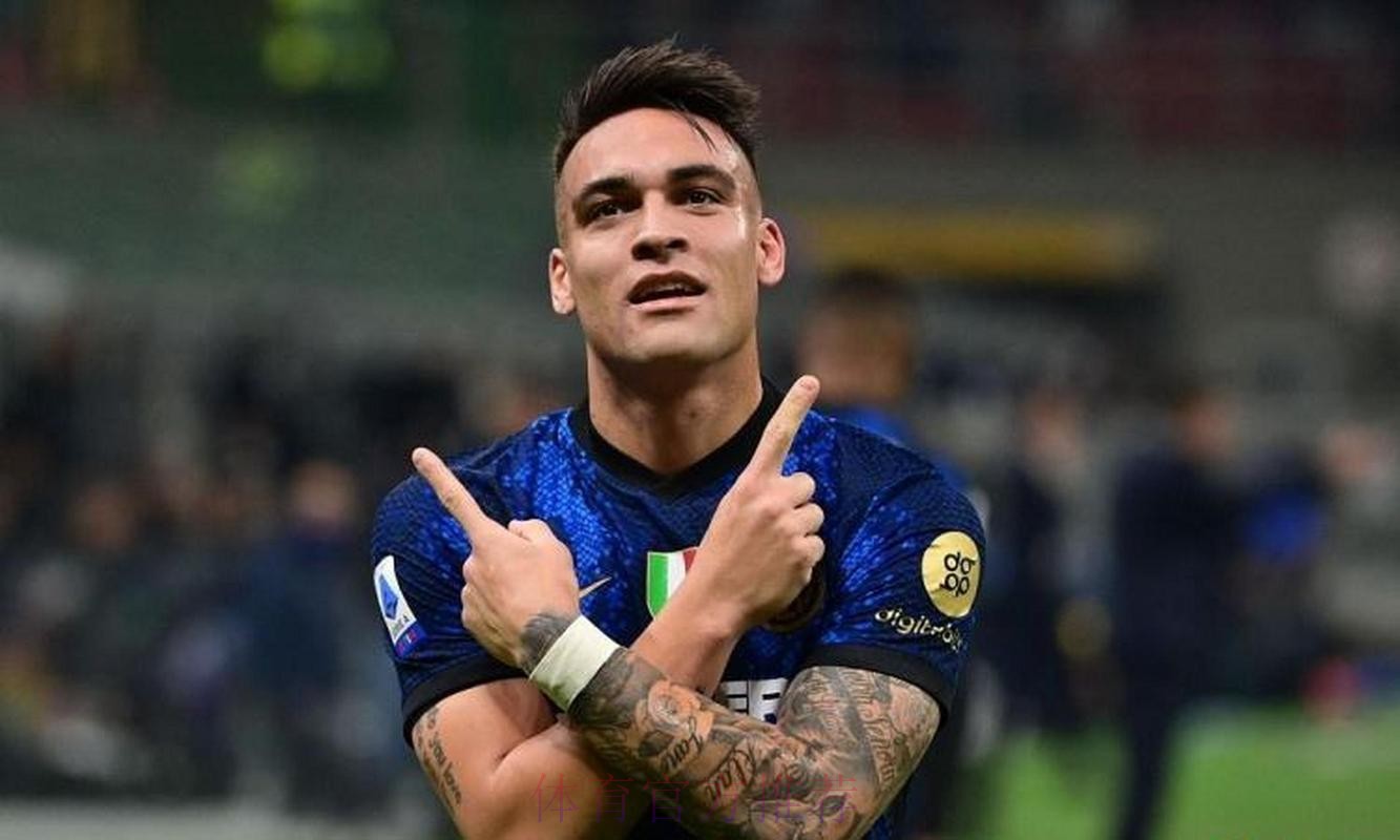 登顶意甲第一！劳塔罗领跑射手榜，国米4-0科莫三连胜宣战利物浦